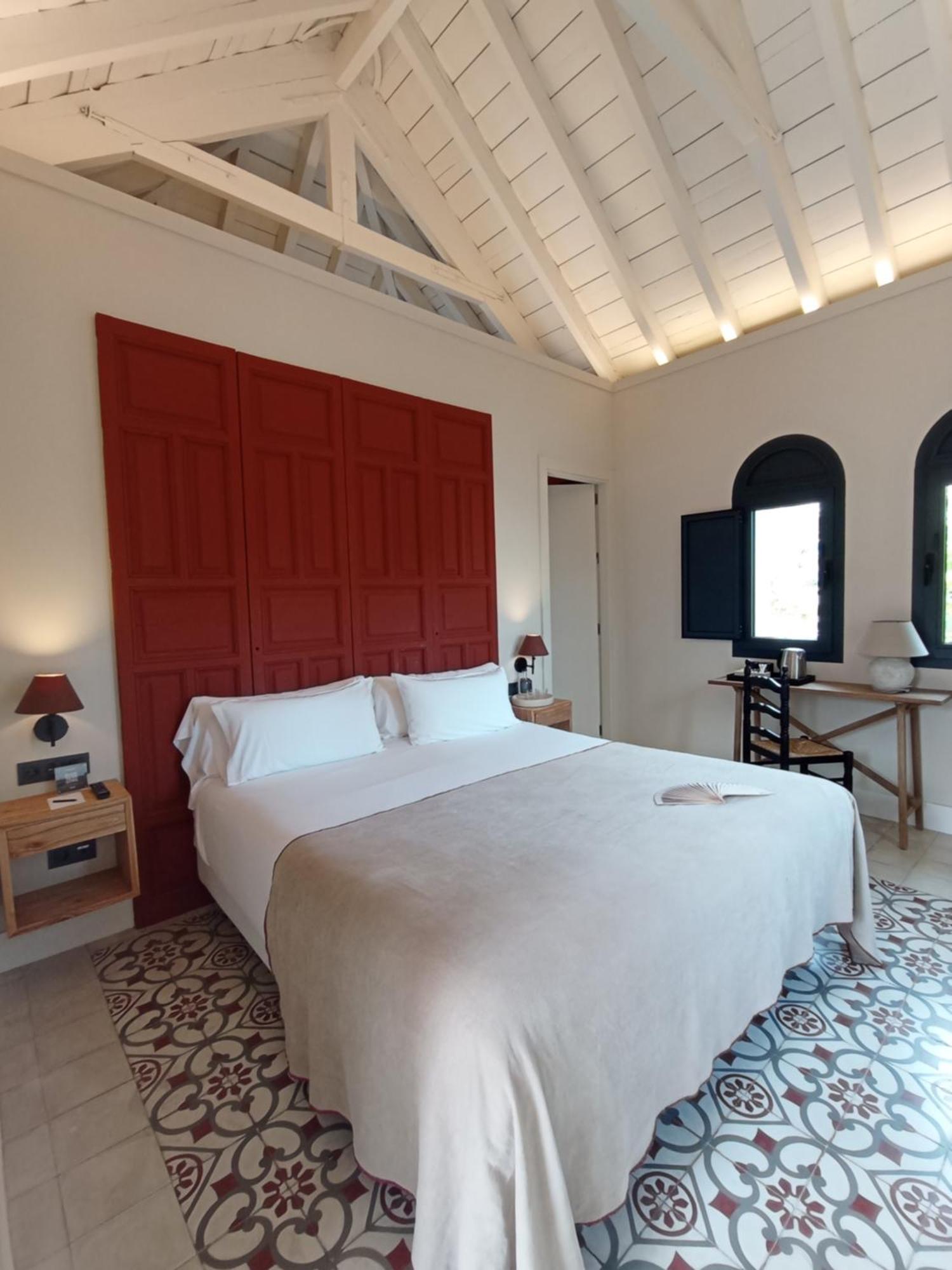 Uma Suites Parada Del Marques Севілья Екстер'єр фото