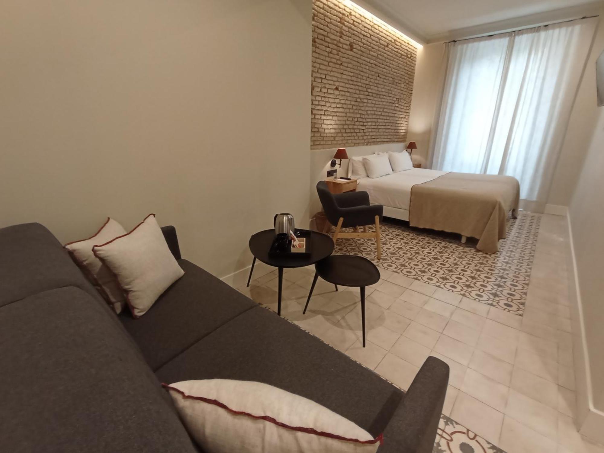 Uma Suites Parada Del Marques Севілья Екстер'єр фото