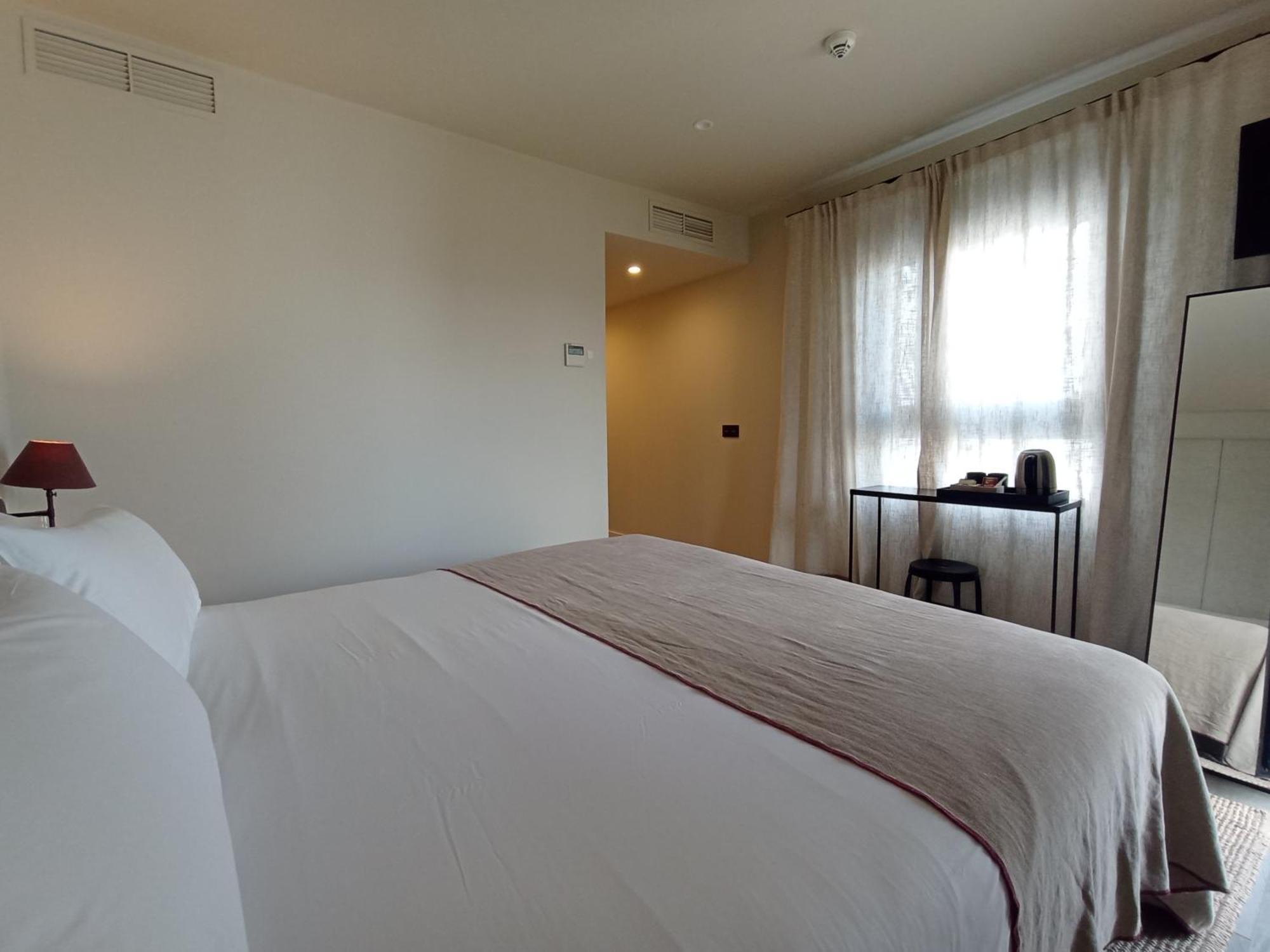 Uma Suites Parada Del Marques Севілья Екстер'єр фото
